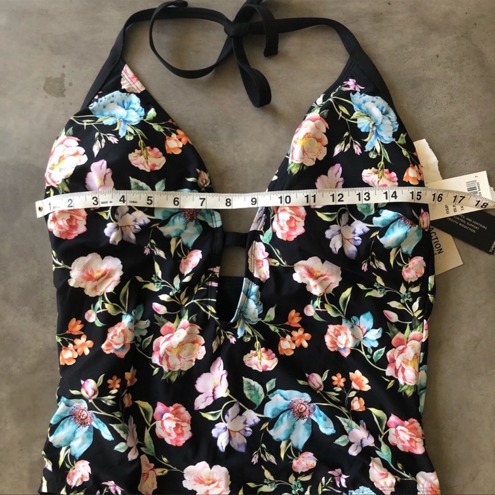 Kenneth Cole Plus Size Swimsuit Size 1X NWT - Picture 9 of 12